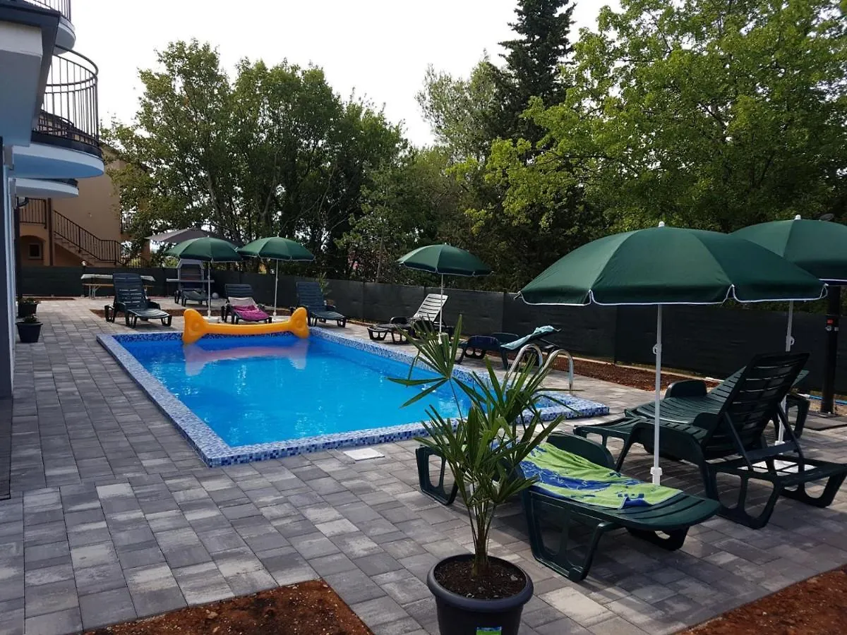 Apartmani Zaric Malinska Kroatien